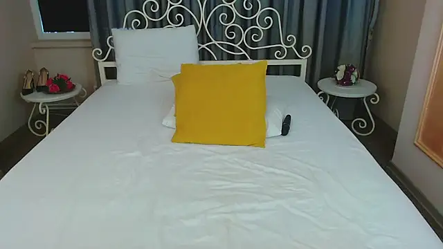 AndoraSweet live cam on StripChat
