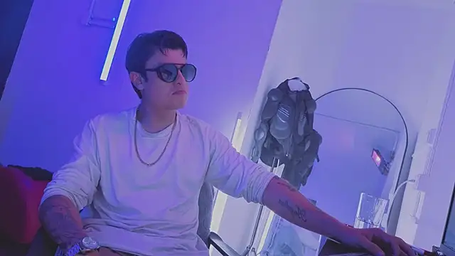 angel_still_ webcam
