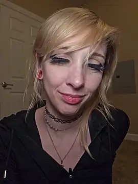 AmethystFoxx webcam
