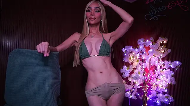 xxforyoureyesonlyxx webcam