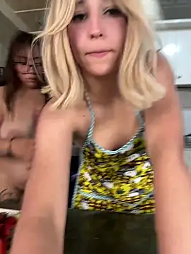 Eymmy_24 webcam