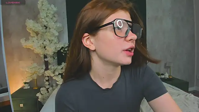 Nika_Jonson webcam