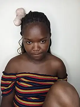 little_creamy webcam