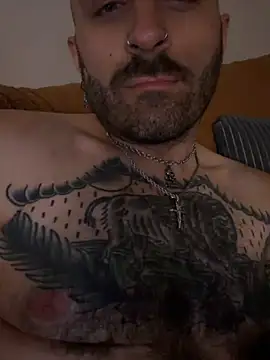 girthxcrisis webcam