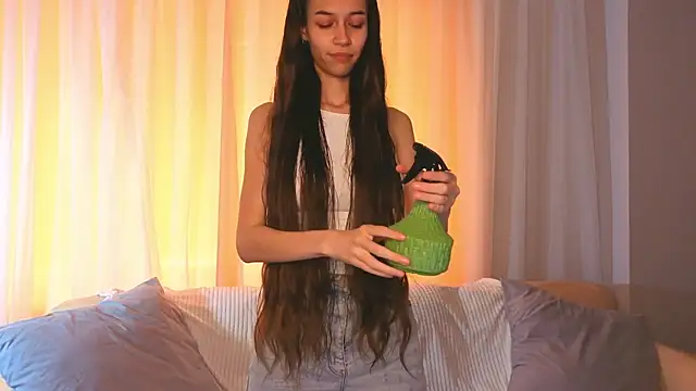 AliciaBrooks webcam