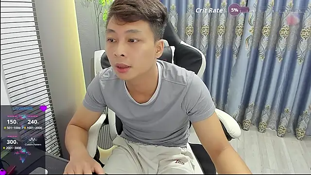 Naughty___asian webcam