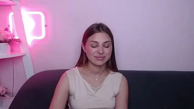 MilanaAngelAs webcam