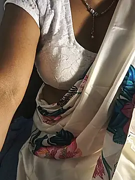 DIRTYSECRET_QUEEN_07 webcam