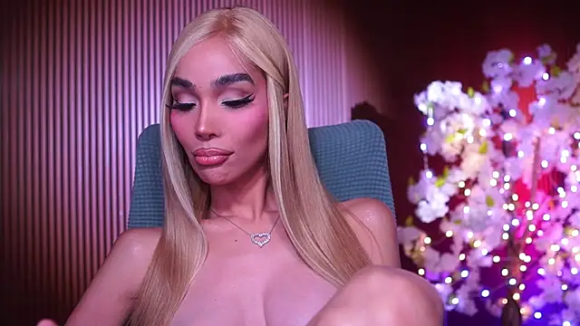 xxforyoureyesonlyxx webcam