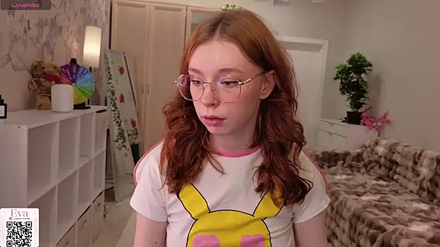 eva_aria webcam