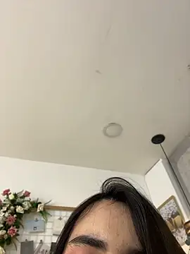 IvonneOwen webcam