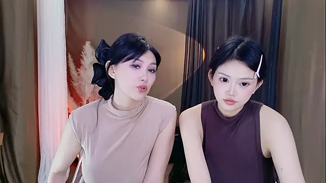 Banana-Milk69 webcam