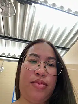 Ponthip webcam