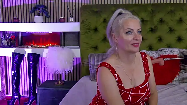 LadyTouch webcam