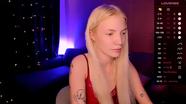 AnyaTaylor_ webcam