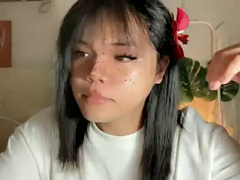 Enchanting_Lana webcam