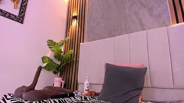 Carlotta_de_velour webcam