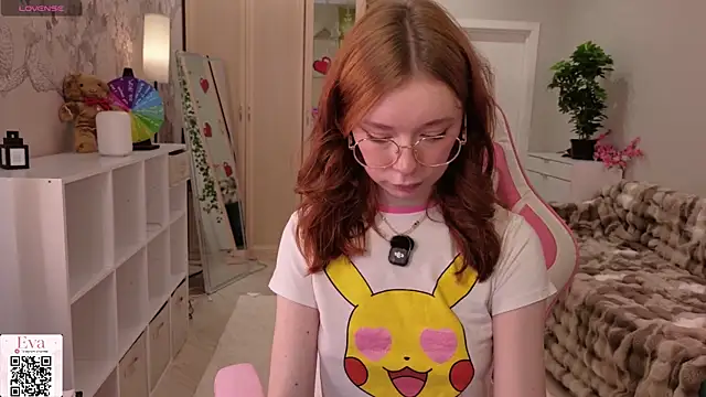 eva_aria webcam