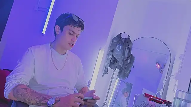 angel_still_ webcam