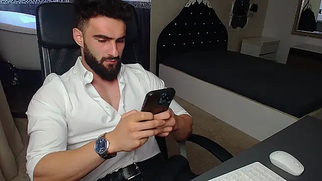 MicahLane live cam on StripChat