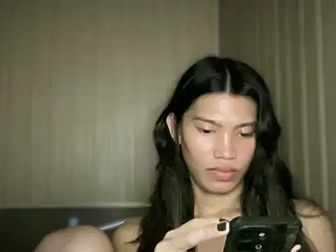 Yourgoddess_jayve webcam