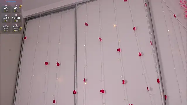 CherlyGuss live sex cam
