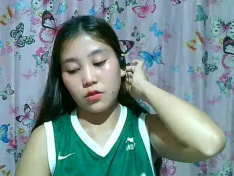 SexyAsianPussy4u live cam on StripChat