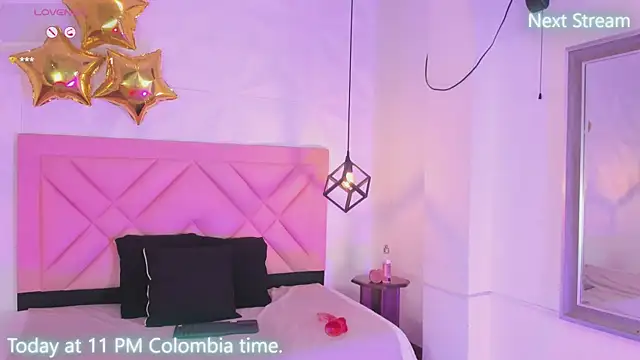 curly_babe webcam