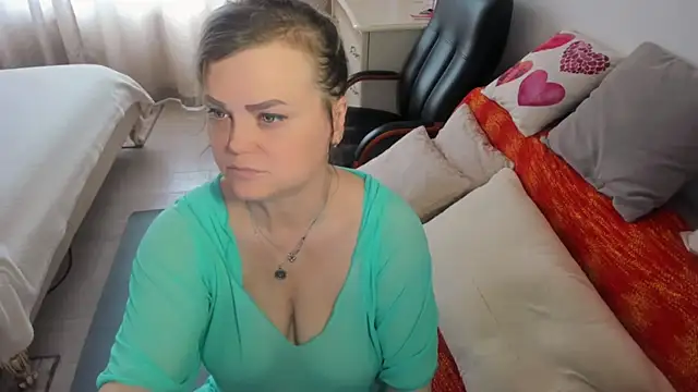 MildMature webcam