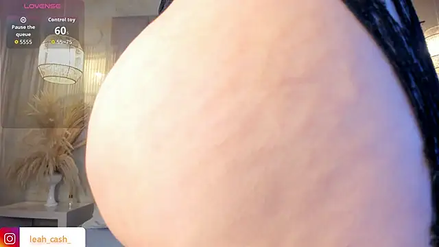 leaahcashh webcam