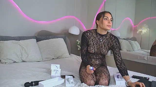 Nicole_Space webcam