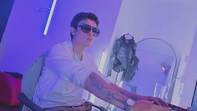 angel_still_ webcam