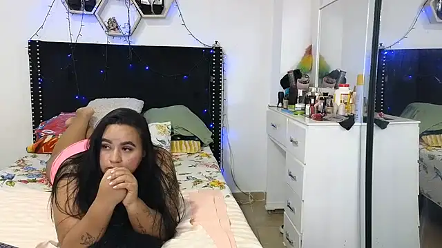charlotte_077 webcam