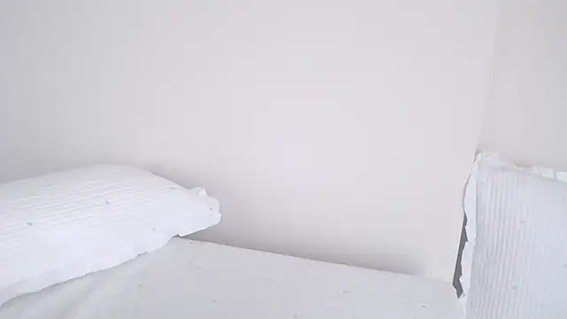 KimiKartman webcam