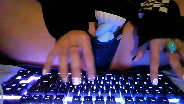 thepeachiestprincesss webcam