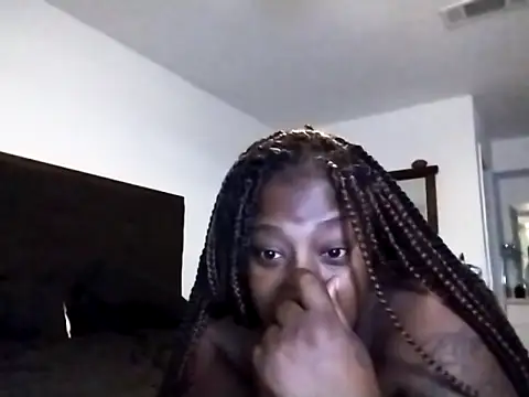 Eboni03 webcam