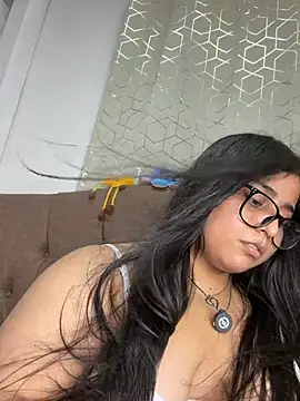 virginbrunette99 webcam