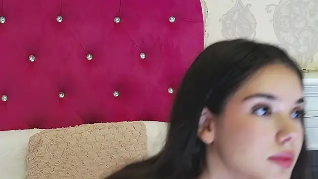 alexisdevine (F teen) - pussy fingering in doggy