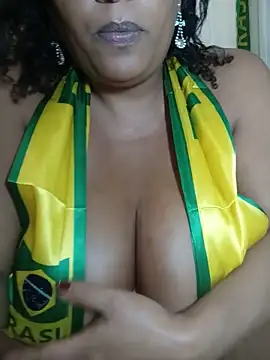 Maliaebonyfetish webcam