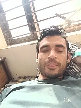 gauravsexy live cam on StripChat