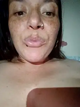 Ivonn69 webcam