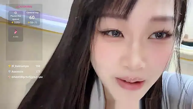yueyue2003 live sex cam
