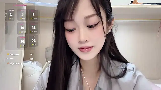 yueyue2003 live cam on StripChat