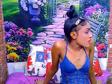 IndianPretty14u2Luv webcam