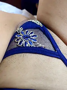 Brissperu18 live sex cam