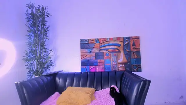 samanee_konn webcam