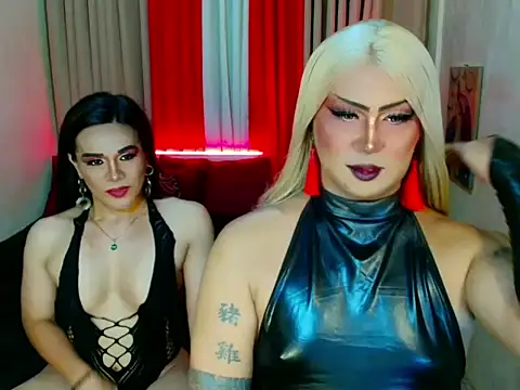 Wildest_Slave_Huntress webcam