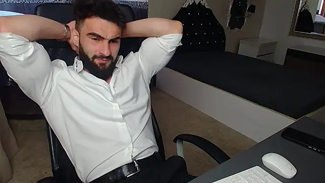 MicahLane live cam on StripChat