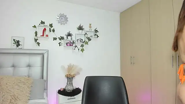 mia_star_2 webcam