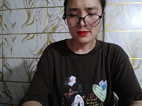 Lyzizi_lovely09 webcam